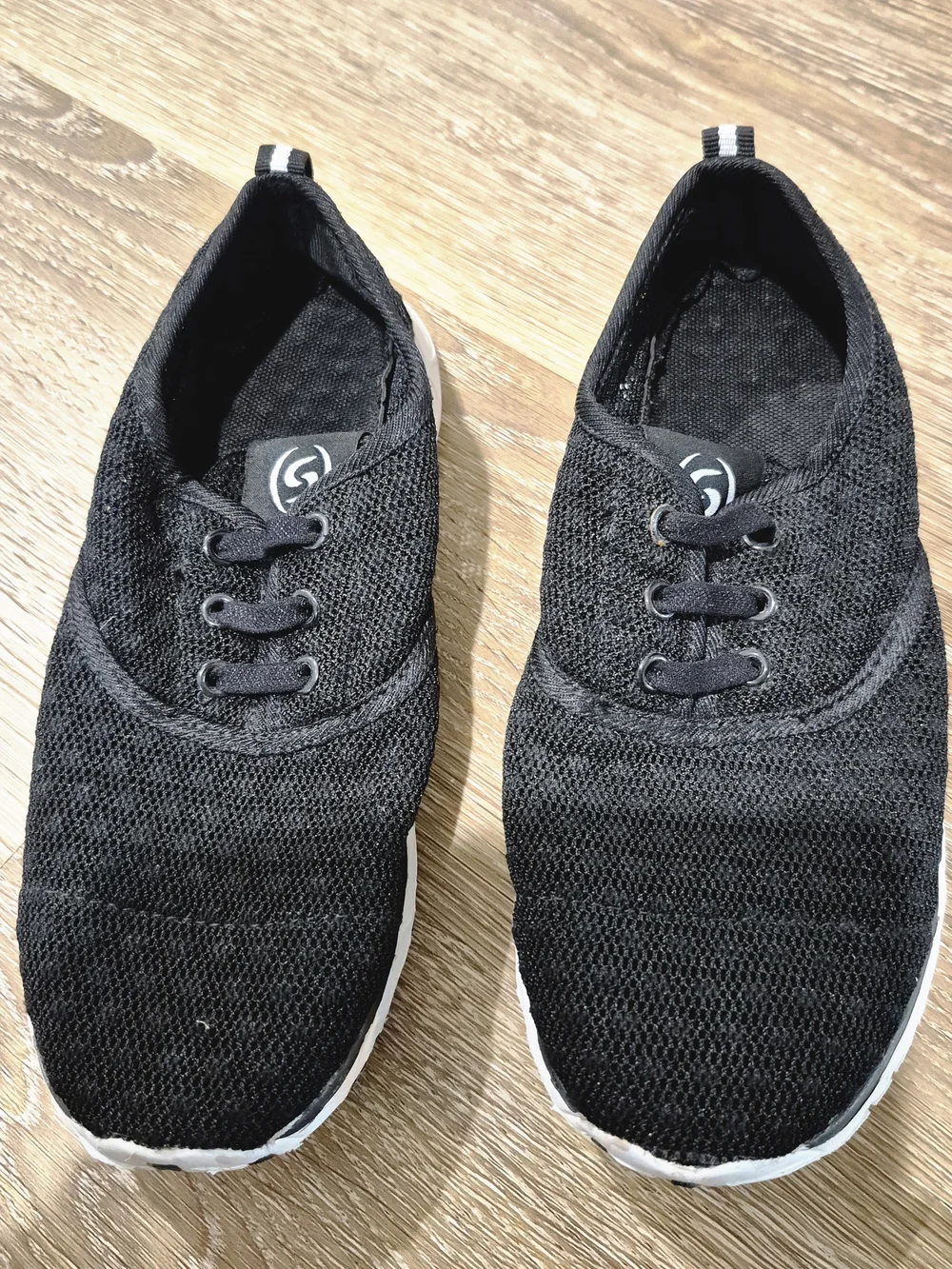 N/A lightweight black